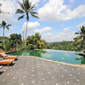 Tanah Merah Art By Agata Resort
